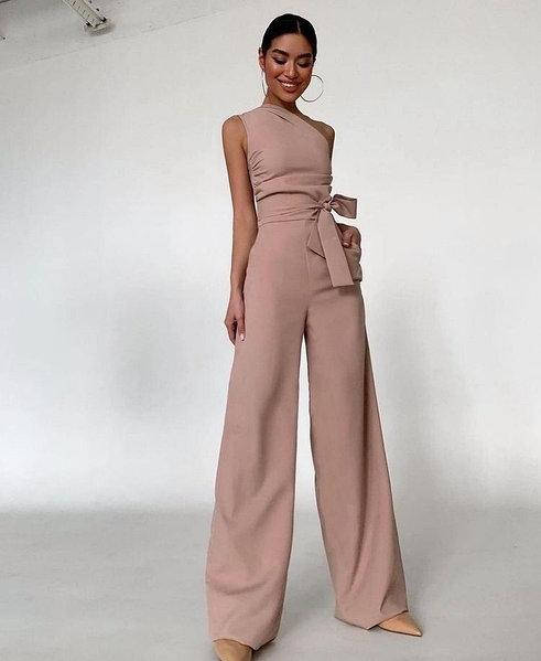 Женский комбинезон нарядный новинка 2021, Синий
Женский комбинезон нарядный новинка 2021, Синий