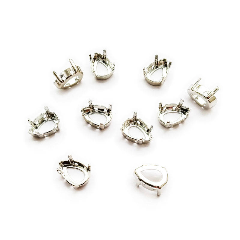 Оправа Josef Bergs (Германия) для капли 10х7 мм, цвет платина
Оправа Josef Bergs (Германия) для капли 10х7 мм, цвет платина