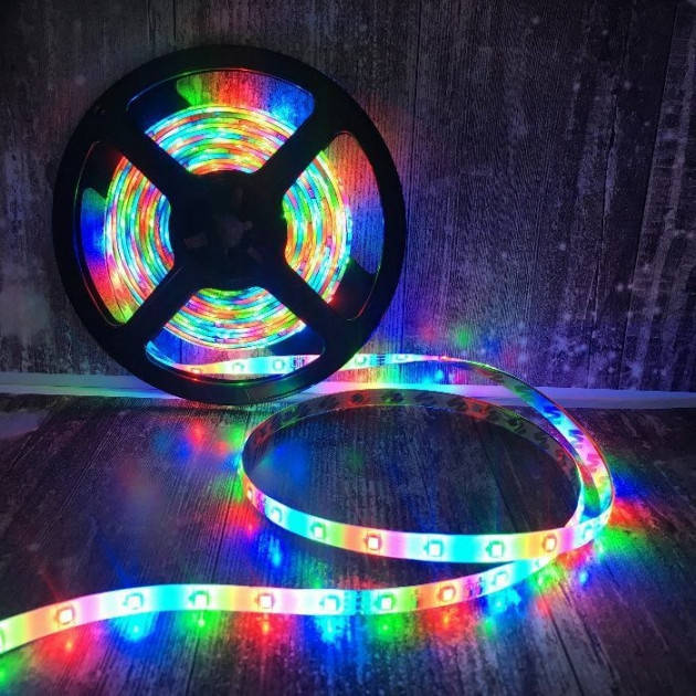 Светодиодная RGB LED лента с пультом Разноцветная 5 метров дли подсветки дома телевизора окна (Живые фото)
Светодиодная RGB LED лента с пультом Разноцветная 5 метров дли подсветки дома телевизора окна (Живые фото)