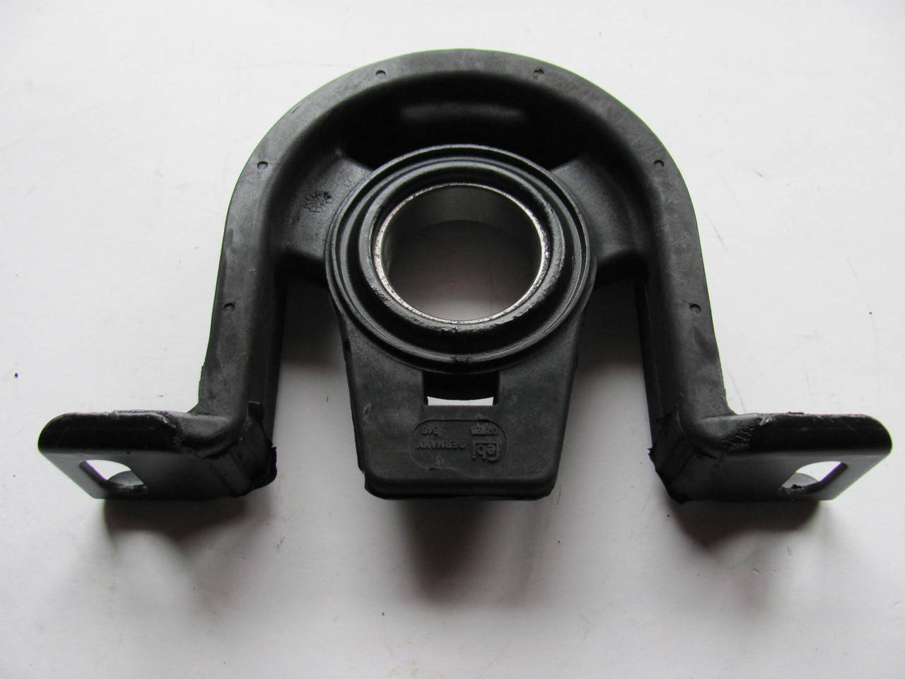 Подвесной подшипник MB Sprinter 208-416, VW LT 28-46 1996-2006 — Febi Bilstein (Германия) — 02728
Подвесной подшипник MB Sprinter 208-416, VW LT 28-46 1996-2006 — Febi Bilstein (Германия) — 02728