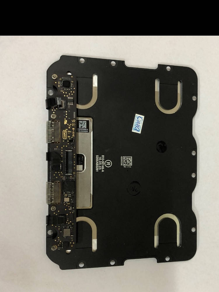 Тачпад на MacBook Pro Retina A1502 2015г
Тачпад на MacBook Pro Retina A1502 2015г