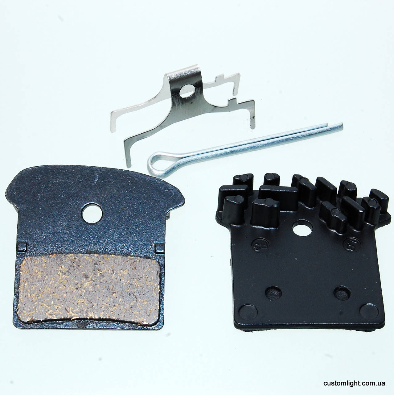 Гальмівні колодки Shimano XTR M985, M987, M988 BR-M8000 BR-M8100, BR-M785 / SLX BR-M666 напів-металеві напів-металеві з радіатором
Гальмівні колодки Shimano XTR M985, M987, M988 BR-M8000 BR-M8100, BR-M785 / SLX BR-M666 напів-металеві напів-металеві з радіатором
