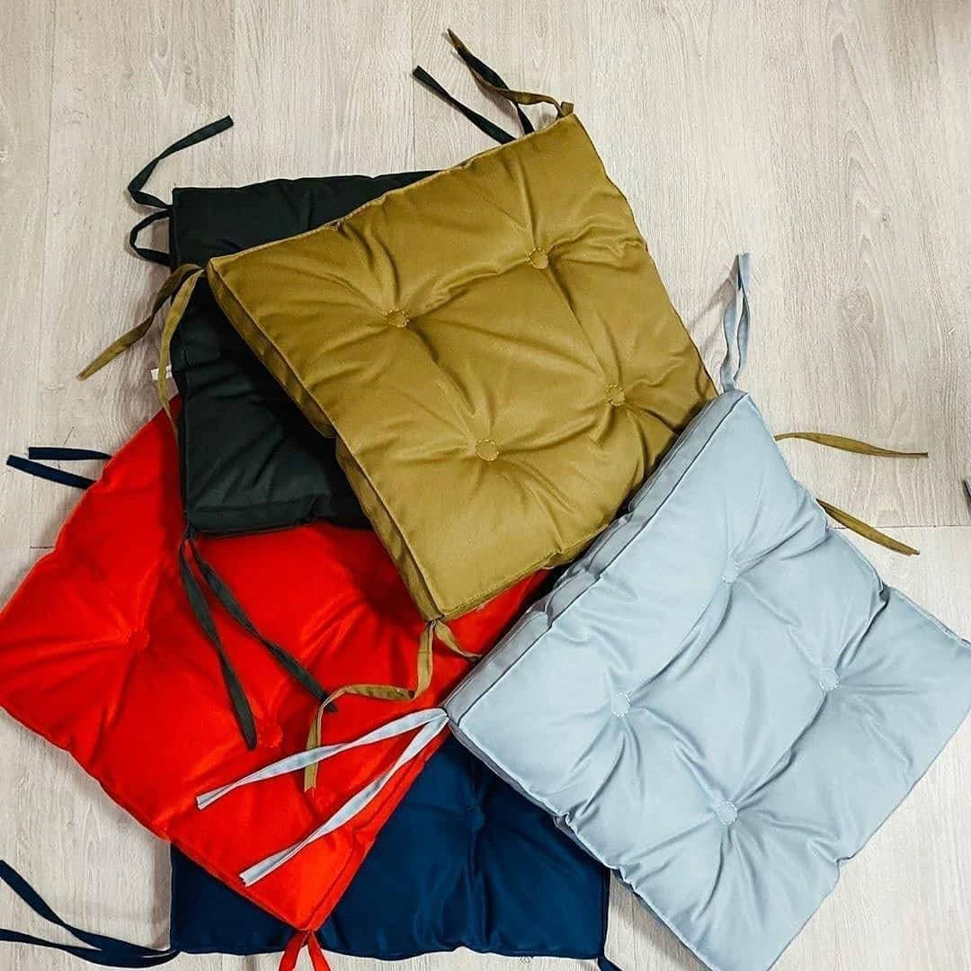 Подушка на стул 40*40см Тёмно зеленый цвет, Разные цвета
Подушка на стул 40*40см Тёмно зеленый цвет, Разные цвета