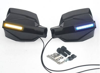 Защита рук мотоциклиста от ветра с LED подсветкой (повторители поворотов) с креплением на руль 22мм (темная)
Защита рук мотоциклиста от ветра с LED подсветкой (повторители поворотов) с креплением на руль 22мм (темная)