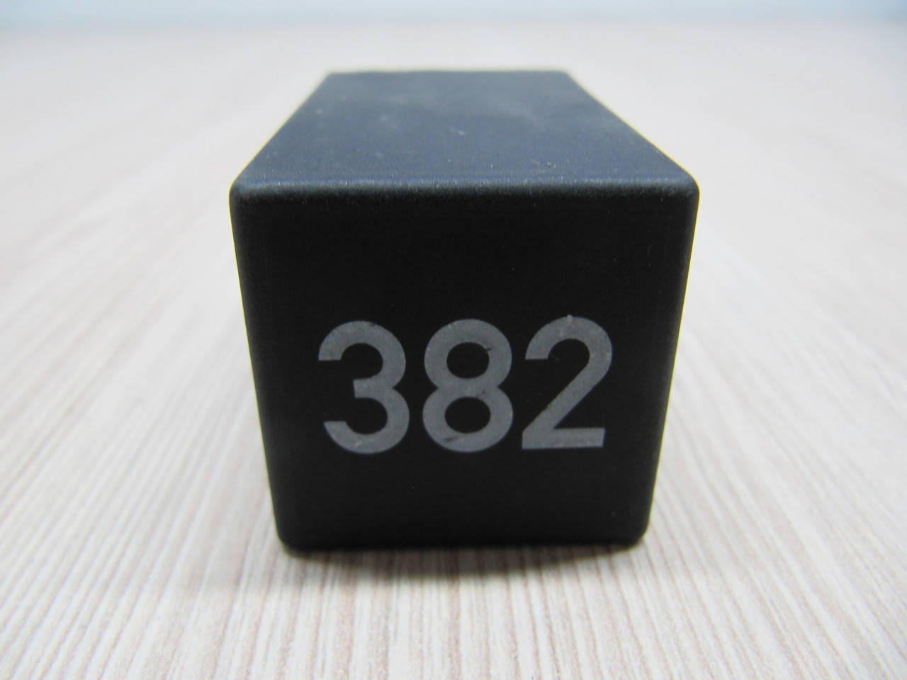 Реле освещения№382 Ауди А3 Б5 Ауди А4 Б5 Ауди А6 Оригинал 4D0 907 131 
Реле освещения№382 Ауди А3 Б5 Ауди А4 Б5 Ауди А6 Оригинал 4D0 907 131