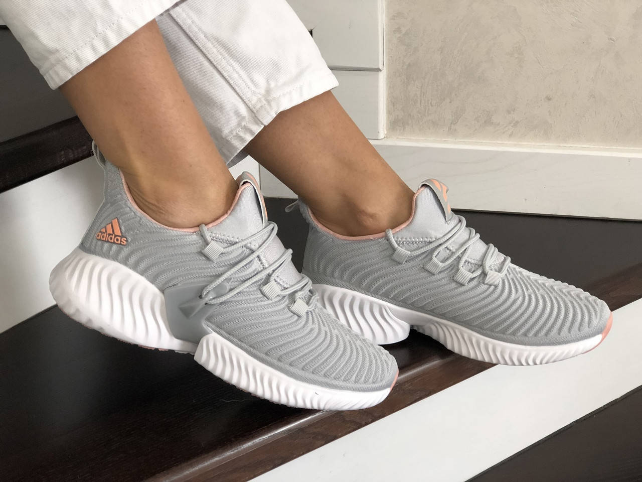 Жіночі кросівочки 10427 Adidas сірі з рожевим Alphabounce Instinct + Безкоштовна доставка 39, Светло-серый
Жіночі кросівочки 10427 Adidas сірі з рожевим Alphabounce Instinct + Безкоштовна доставка 39, Светло-серый