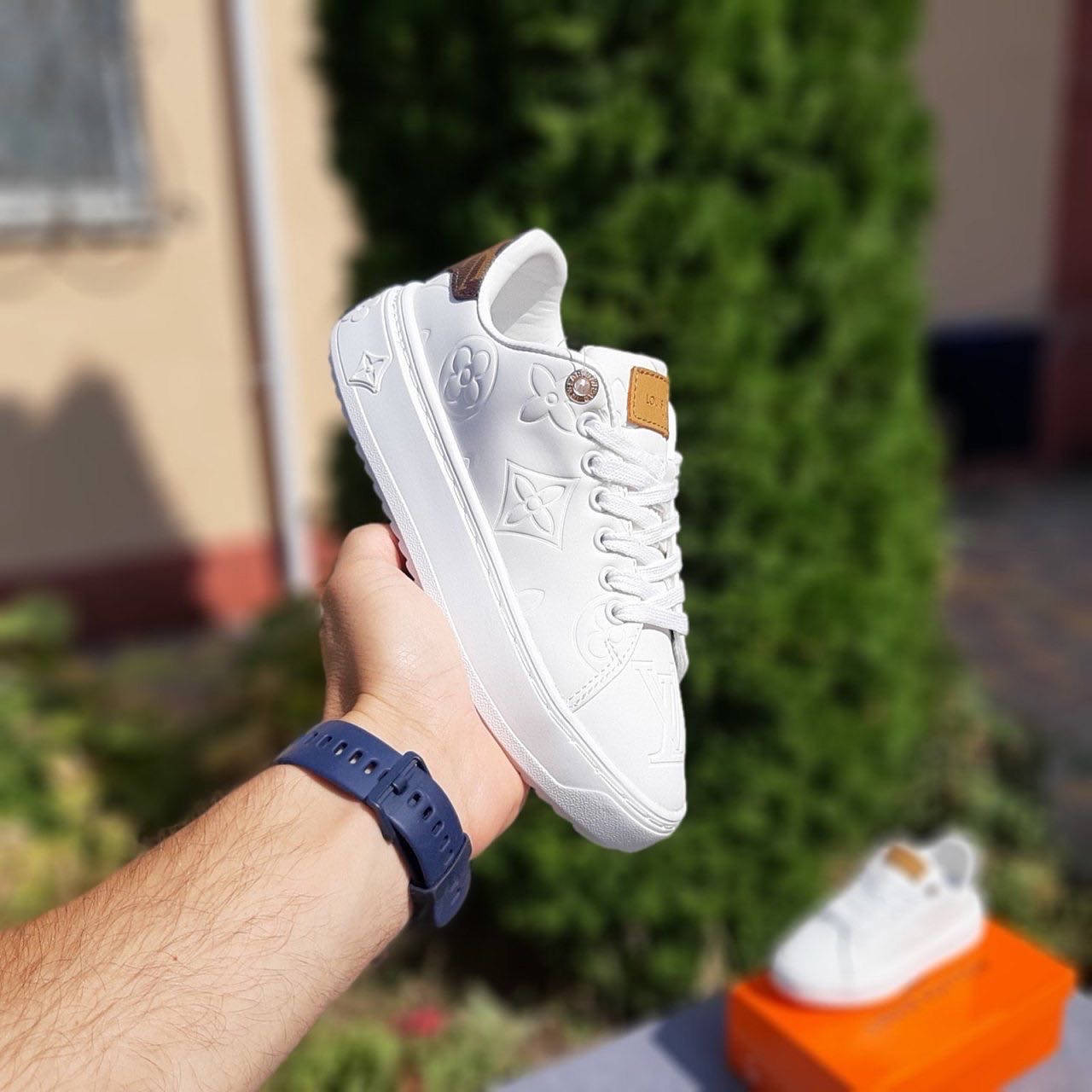 Louis Vuitton Time Out Белые 38, Белый
Louis Vuitton Time Out Белые 38, Белый