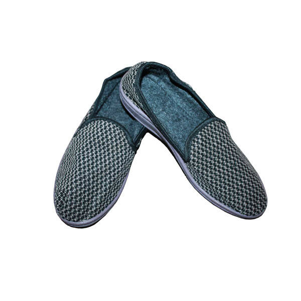 Тапки мужские с задником 40р.
Тапки мужские с задником 40р.