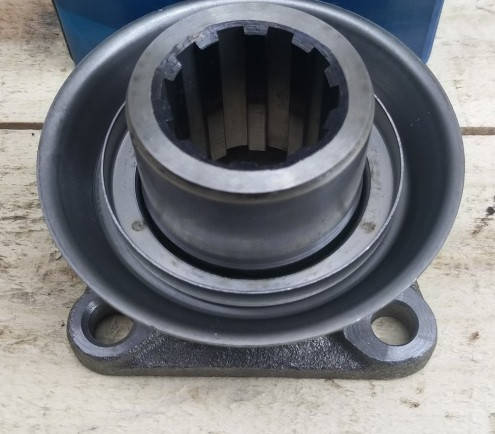 Фланец ведущего вала заднего моста 5320-2402036
Фланец ведущего вала заднего моста 5320-2402036