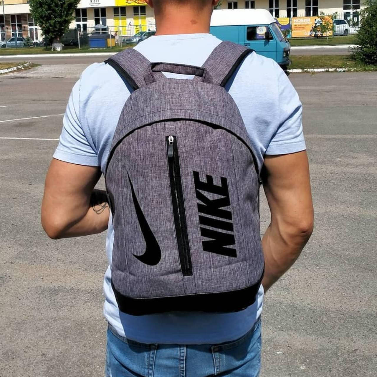 Мужской спортивный рюкзак Nike Найк в среднем размере, портфель для тренировок повседневный для школы, Серый
Мужской спортивный рюкзак Nike Найк в среднем размере, портфель для тренировок повседневный для школы, Серый