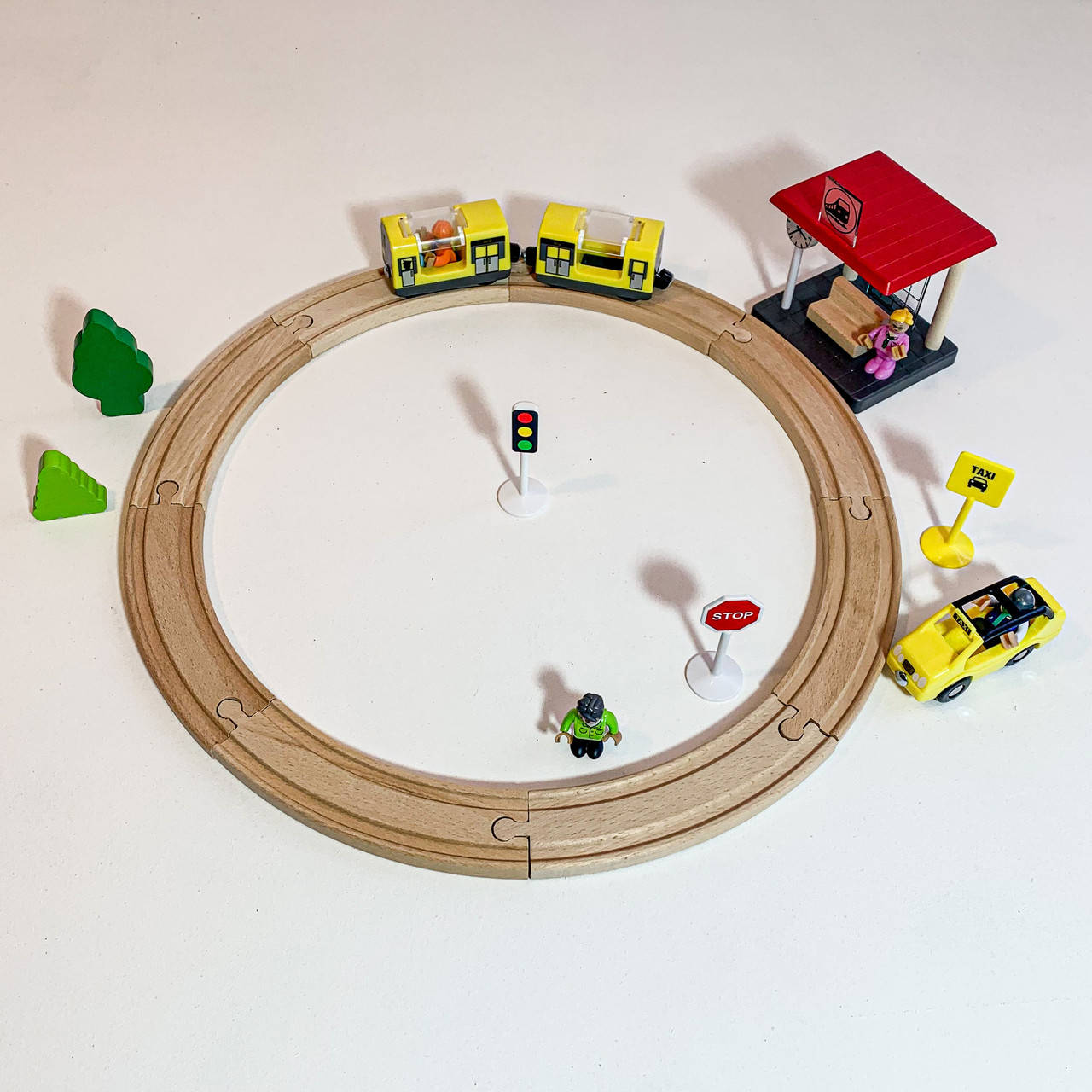 Набор дополнительных елементов для деревянной железной дороги PlayTive, Ikea, Brio, Viga Toys (24 елемента)
Набор дополнительных елементов для деревянной железной дороги PlayTive, Ikea, Brio, Viga Toys (24 елемента)