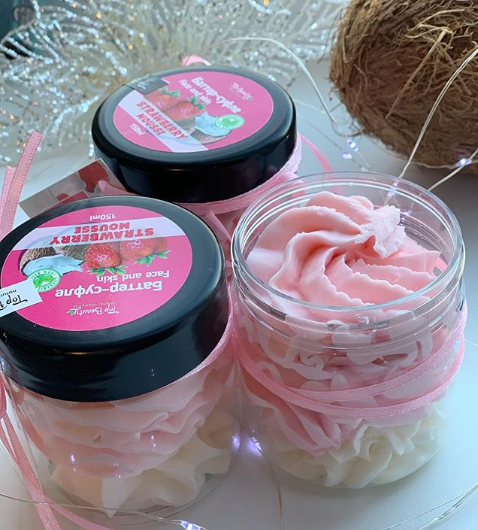 Баттер-суфле Top Beauty (ароматизированный крем для комплексного ухода за телом) 150 мл Клубника
Баттер-суфле Top Beauty (ароматизированный крем для комплексного ухода за телом) 150 мл Клубника