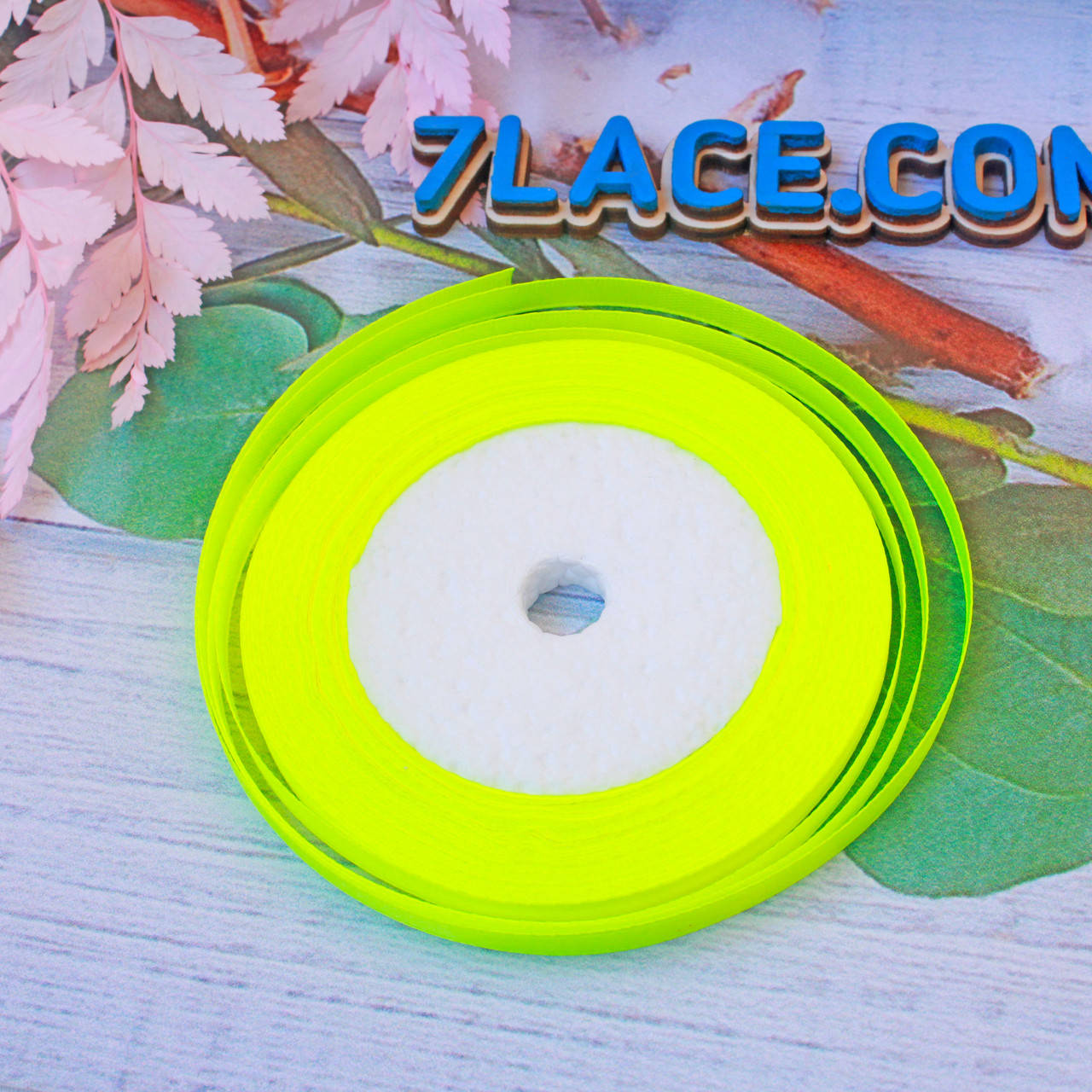 Лента атласная однотонная / цвет жёлтый неон / ширина 0,6 см / бобина 23 м, Желтый
Лента атласная однотонная / цвет жёлтый неон / ширина 0,6 см / бобина 23 м, Желтый