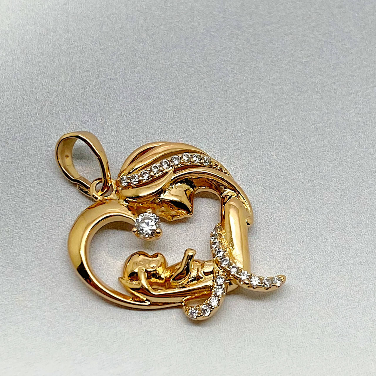 Позолоченный кулон «мама» xp
Позолоченный кулон «мама» xp