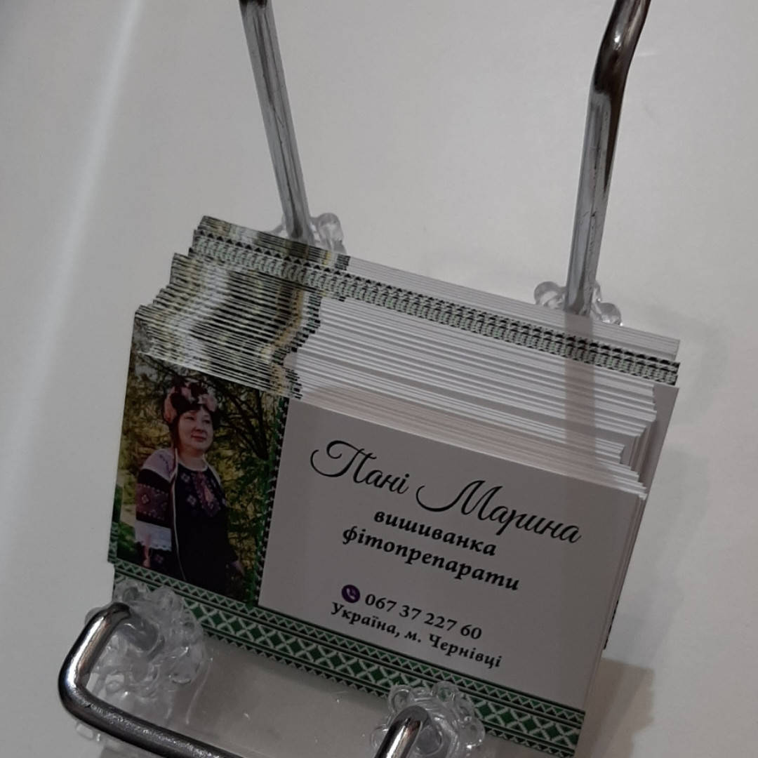 Підставка под візитки
Підставка под візитки