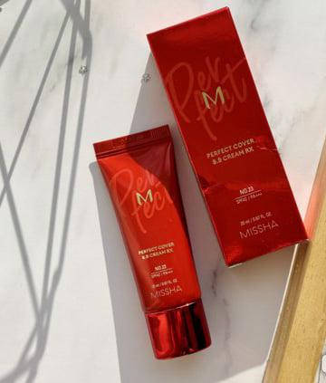 Увлажняющий ВВ крем с гиалуроновой кислотой Missha M Perfect Cover RX BB Cream SPF42/PA++++, 20 МЛ (23)
Увлажняющий ВВ крем с гиалуроновой кислотой Missha M Perfect Cover RX BB Cream SPF42/PA++++, 20 МЛ (23)