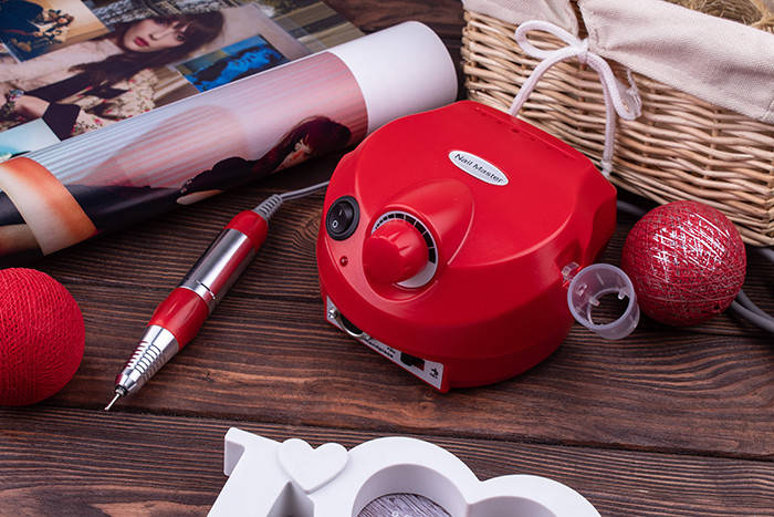 Nail Master ZS-601 фрезер маникюрный для коррекции ногтей на 45 Ватт и 45 000об/мин.(Красный)
Nail Master ZS-601 фрезер маникюрный для коррекции ногтей на 45 Ватт и 45 000об/мин.(Красный)