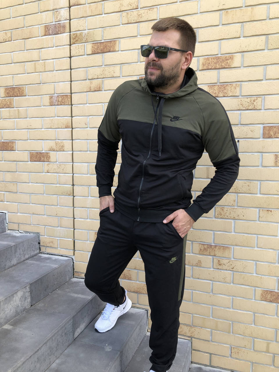 Мужские спортивные костюмы двунитка демисезонные Nike,Спортивный костюм мужской хаки черный с капюшоном найк
Мужские спортивные костюмы двунитка демисезонные Nike,Спортивный костюм мужской хаки черный с капюшоном найк