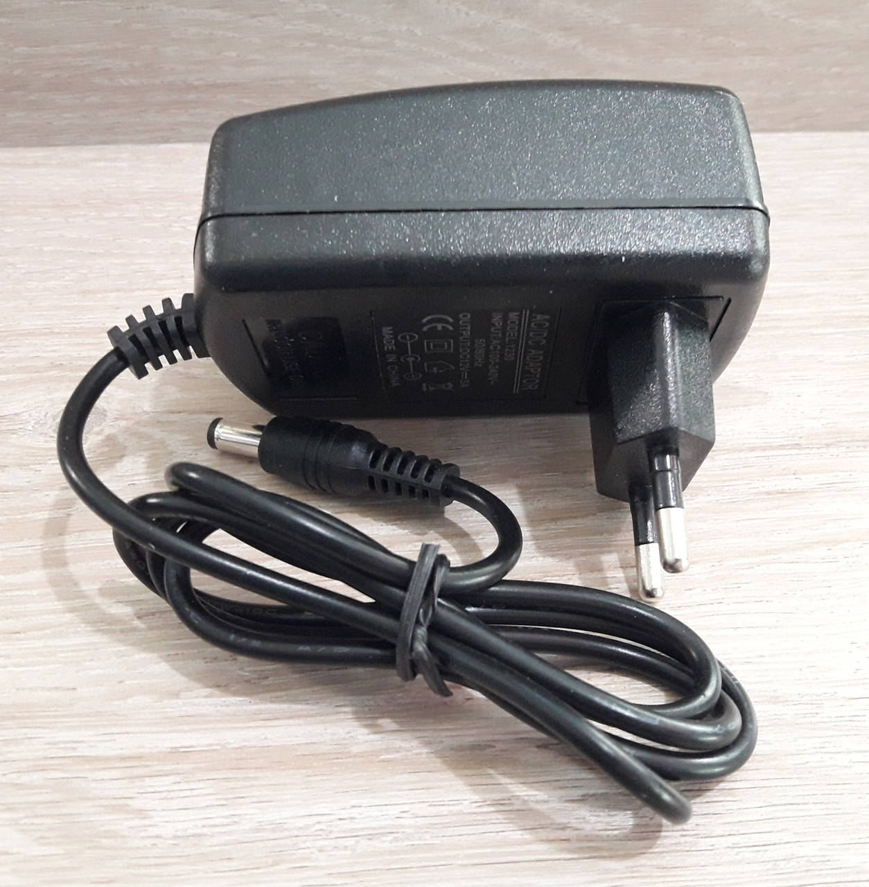 Блок питания для техники DC 12V, 3A, разъем 5.5х2.5мм, зарядное для ноутбука, зарядные, блоки питания, Черный
Блок питания для техники DC 12V, 3A, разъем 5.5х2.5мм, зарядное для ноутбука, зарядные, блоки питания, Черный