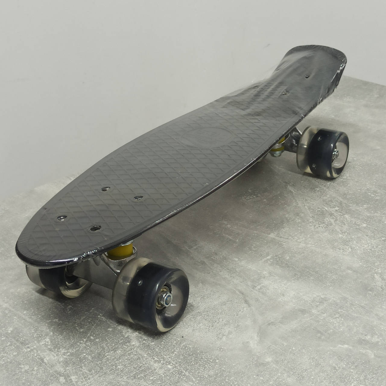 Скейт Пенни борд "Best Board" чёрный с антискользящей поверхностью, колёса светятся, Черный
Скейт Пенни борд "Best Board" чёрный с антискользящей поверхностью, колёса светятся, Черный