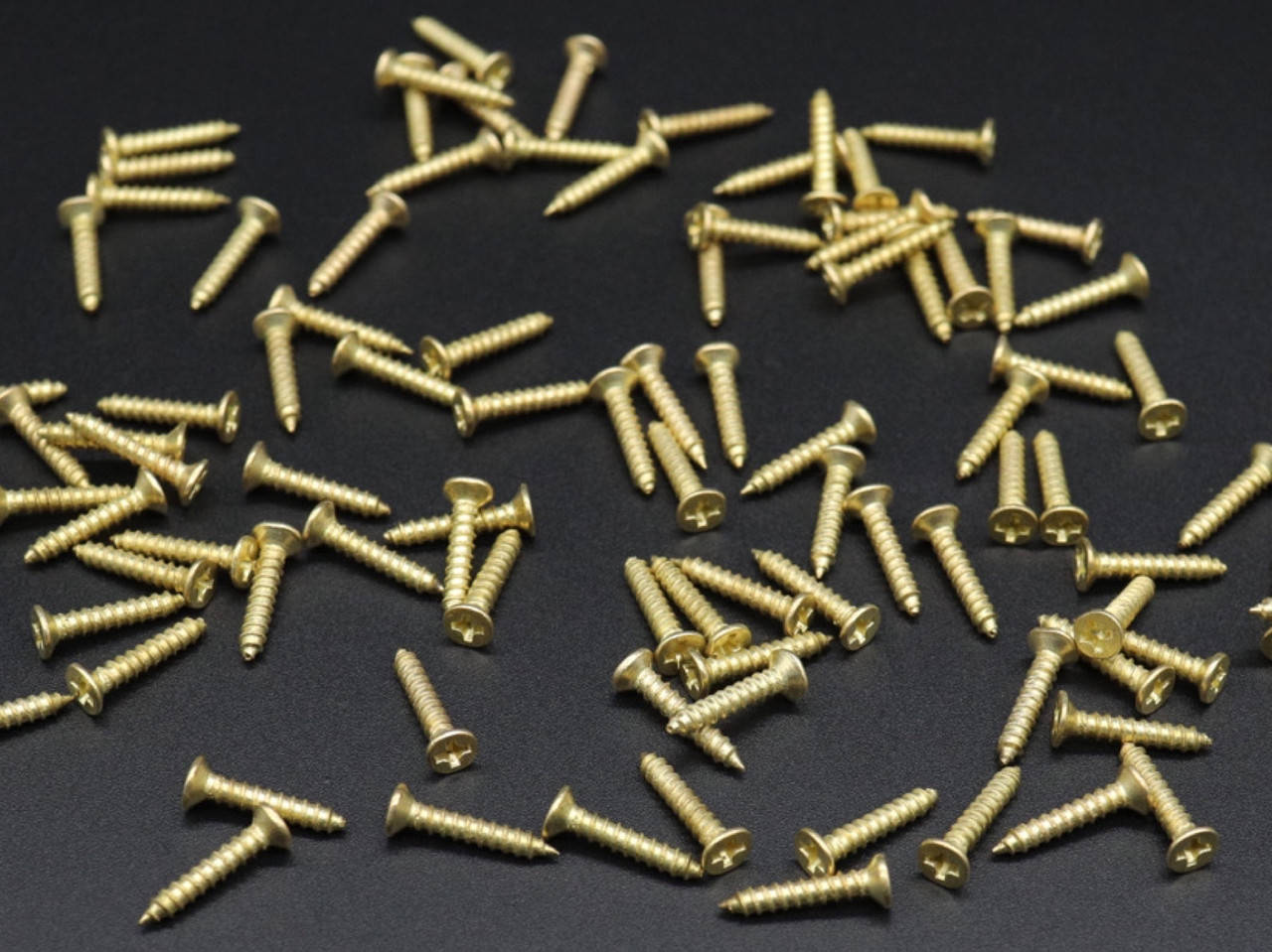 Саморез для дерева. Цвет "золото". 3х16мм
Саморез для дерева. Цвет "золото". 3х16мм