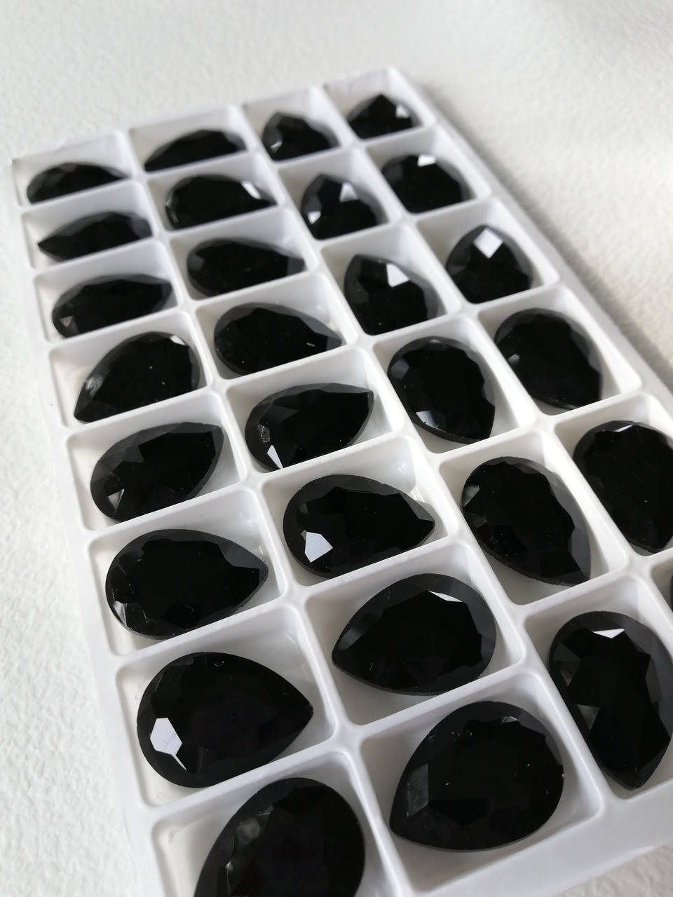 Кристали Крапля 13 х 18 мм. Чорний(44)
Кристали Крапля 13 х 18 мм. Чорний(44)