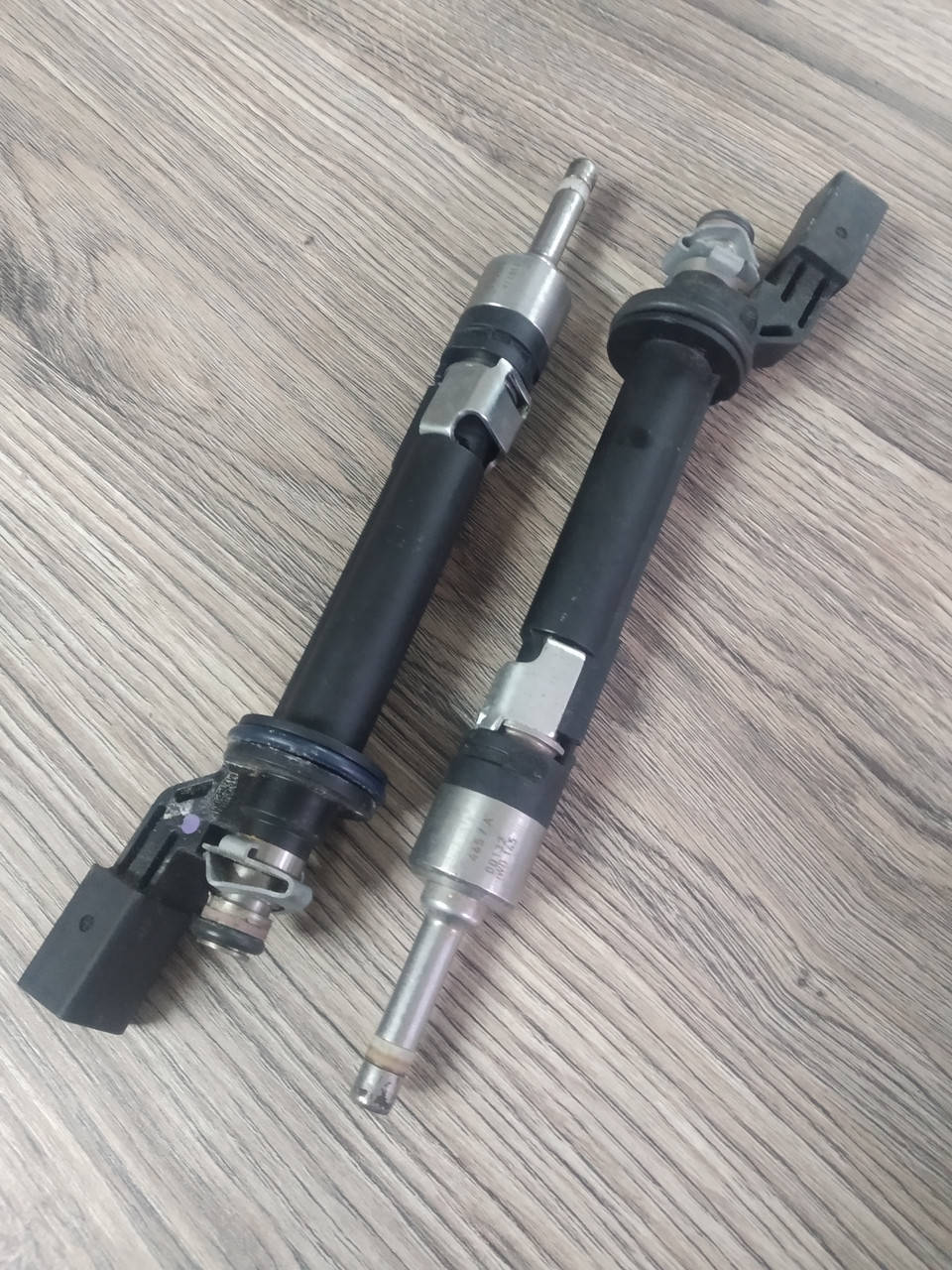 Форсунка впрыска топлива 03H906036A VAG
Форсунка впрыска топлива 03H906036A VAG