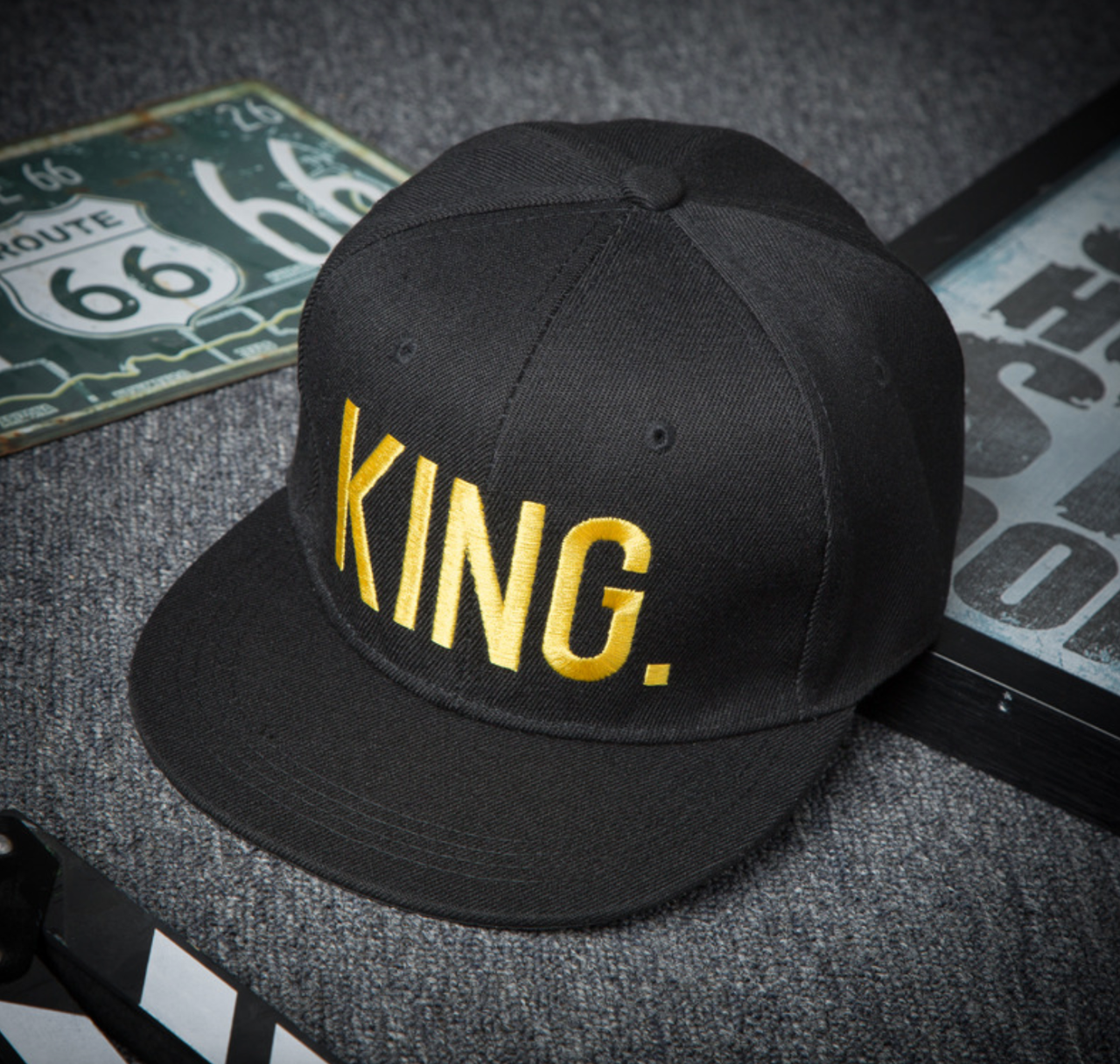 Снэпбек Snapback Кепка Бейсболка Снепбек City-A с надписью King Король Черный с золотым лого
Снэпбек Snapback Кепка Бейсболка Снепбек City-A с надписью King Король Черный с золотым лого