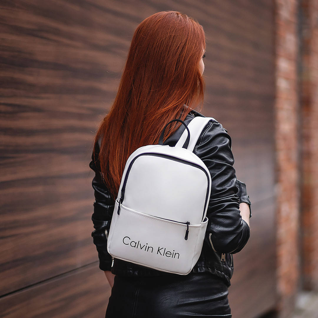 Женский рюкзак мини- I Calvin Klein с экокожи, модный городской рюкзачок для девушек., Белый
Женский рюкзак мини- I Calvin Klein с экокожи, модный городской рюкзачок для девушек., Белый