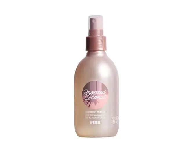 Спрей-бронзатор Victoria's Secret pink bronzed coconut self-tanning water with coconut water 236 мл
Спрей-бронзатор Victoria's Secret pink bronzed coconut self-tanning water with coconut water 236 мл