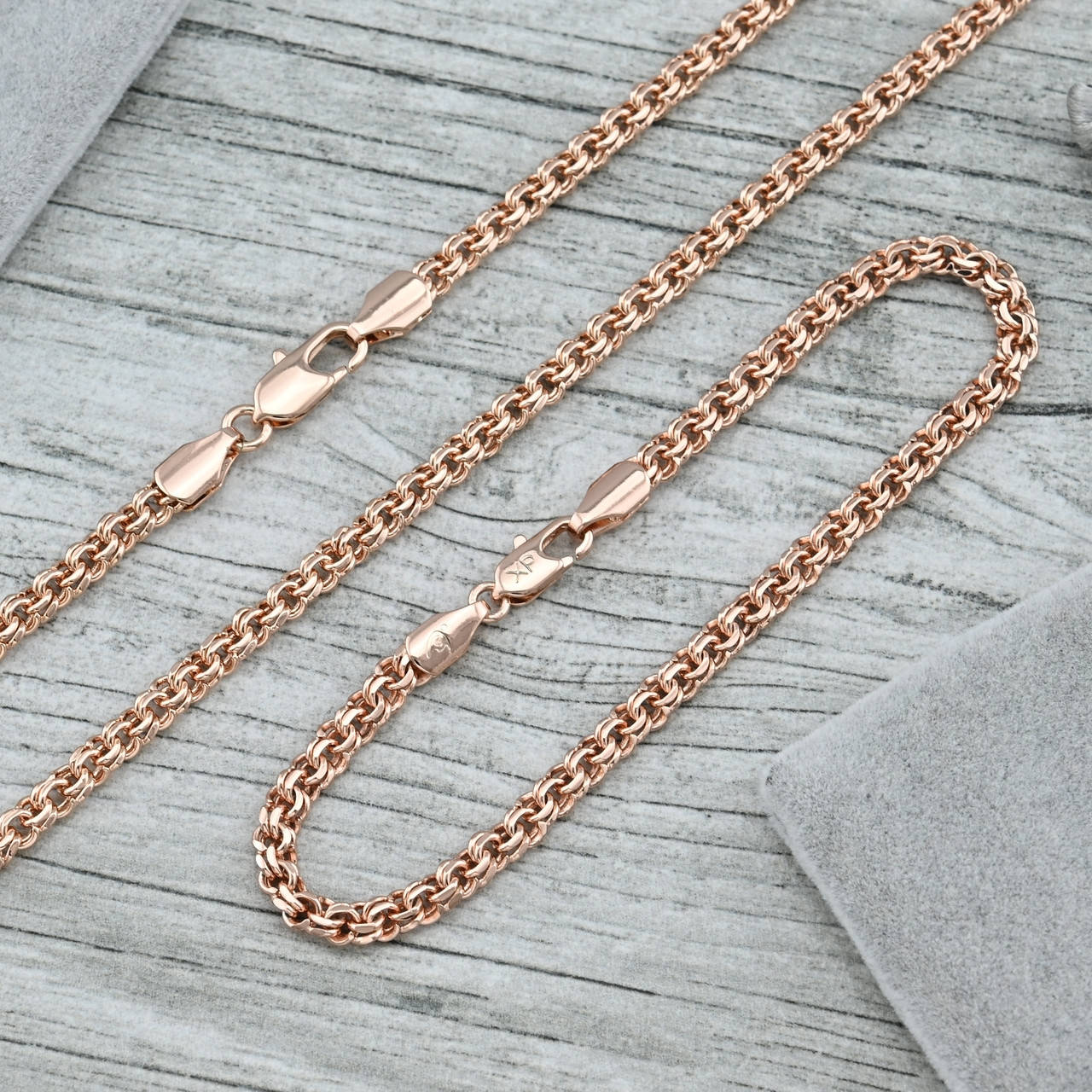 Набор 32169 цепочка + браслет ширина 4 мм позолота РО длина 60+24
Набор 32169 цепочка + браслет ширина 4 мм позолота РО длина 60+24