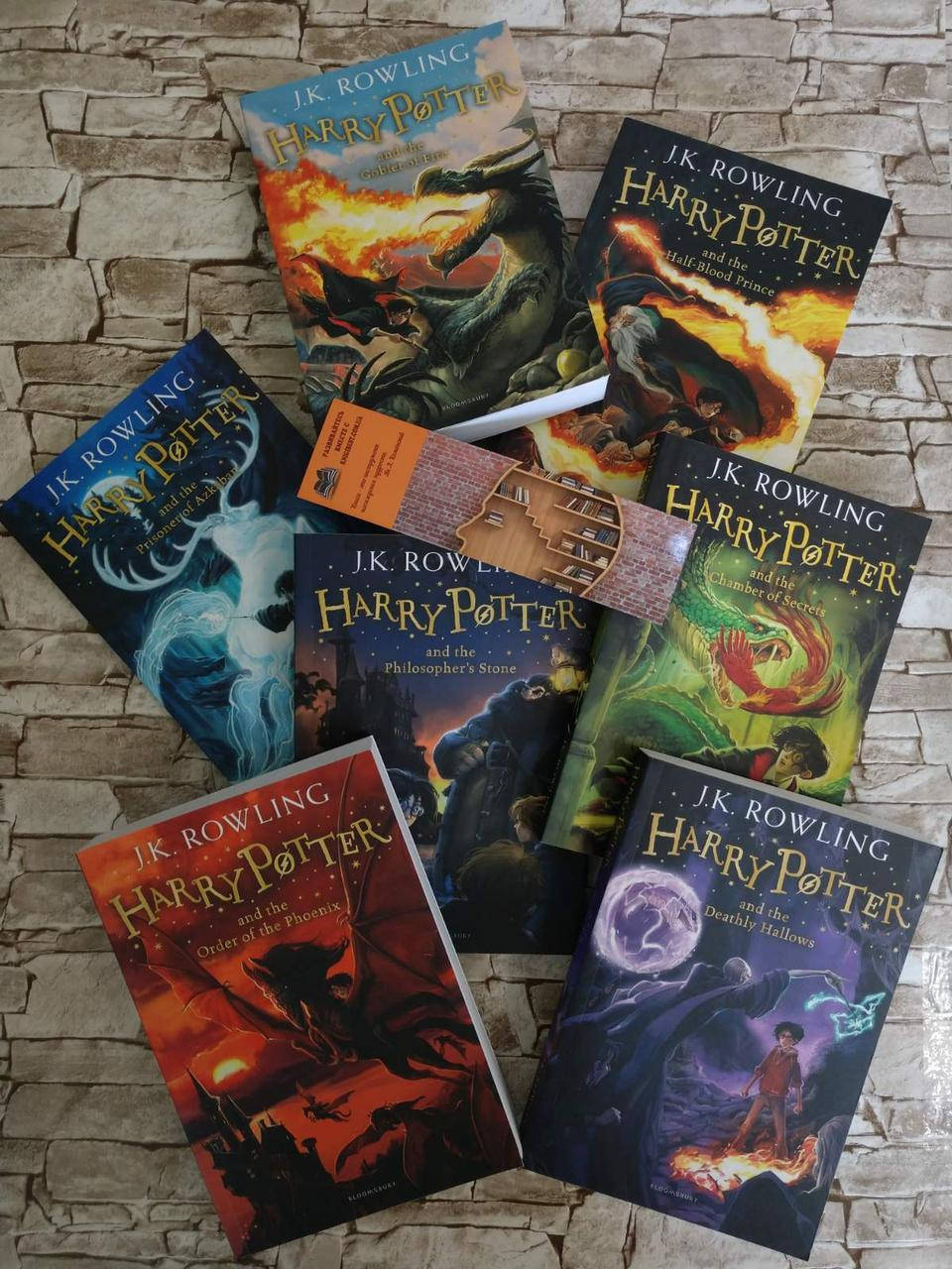 Набор книг "Harry Potter", "Гарри Поттер" Дж. К. Роулинг на английском языке (Комплект - 7 книг)
Набор книг "Harry Potter", "Гарри Поттер" Дж. К. Роулинг на английском языке (Комплект - 7 книг)