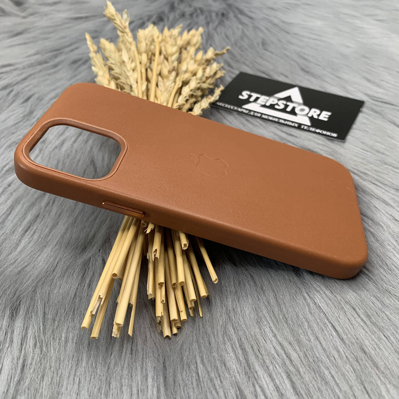 Чехол Leather Case с Magsafe для Iphone 13 mini кожаный с натуральной кожи металическими кнопками Коричневый (Brown)
Чехол Leather Case с Magsafe для Iphone 13 mini кожаный с натуральной кожи металическими кнопками Коричневый (Brown)