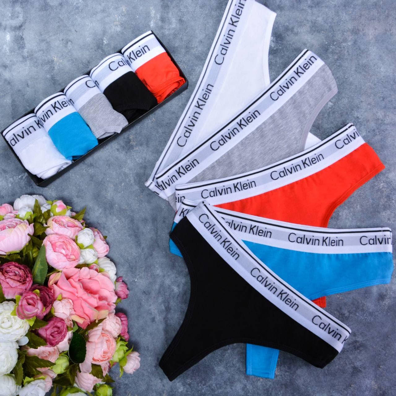 Женские стринги Calvin Klein Radiant набор женского белья из 5 штук женские трусики XL, Разные цвета
Женские стринги Calvin Klein Radiant набор женского белья из 5 штук женские трусики XL, Разные цвета
