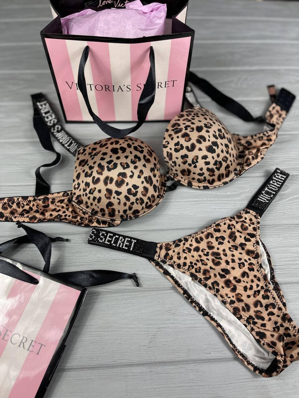 Комплект женского нижнего белья Victoria’s Secret Rhinestone со стразами, белье Виктория Сикрет леопардовое
Комплект женского нижнего белья Victoria’s Secret Rhinestone со стразами, белье Виктория Сикрет леопардовое