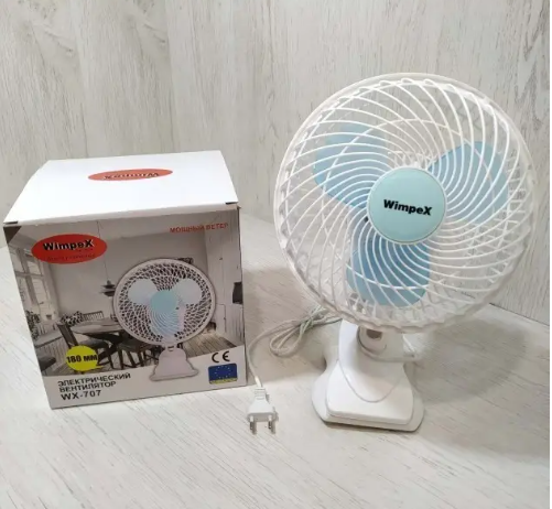 Настольный комнатный поворотный бытовой вентилятор Fan Wimpex WX-707 вращающийся для дома и офиса на прищепке
Настольный комнатный поворотный бытовой вентилятор Fan Wimpex WX-707 вращающийся для дома и офиса на прищепке