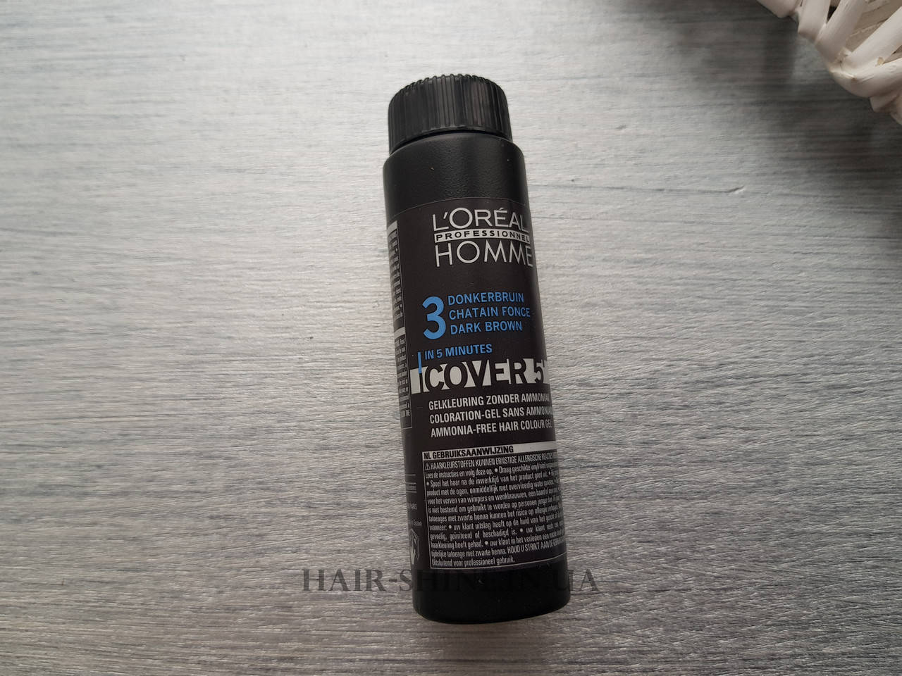 Безаммиачный окрашивающий гель для волос 50ml - L'Oreal Professionnel Cover 5 №3(Темный шатен)
Безаммиачный окрашивающий гель для волос 50ml - L'Oreal Professionnel Cover 5 №3(Темный шатен)