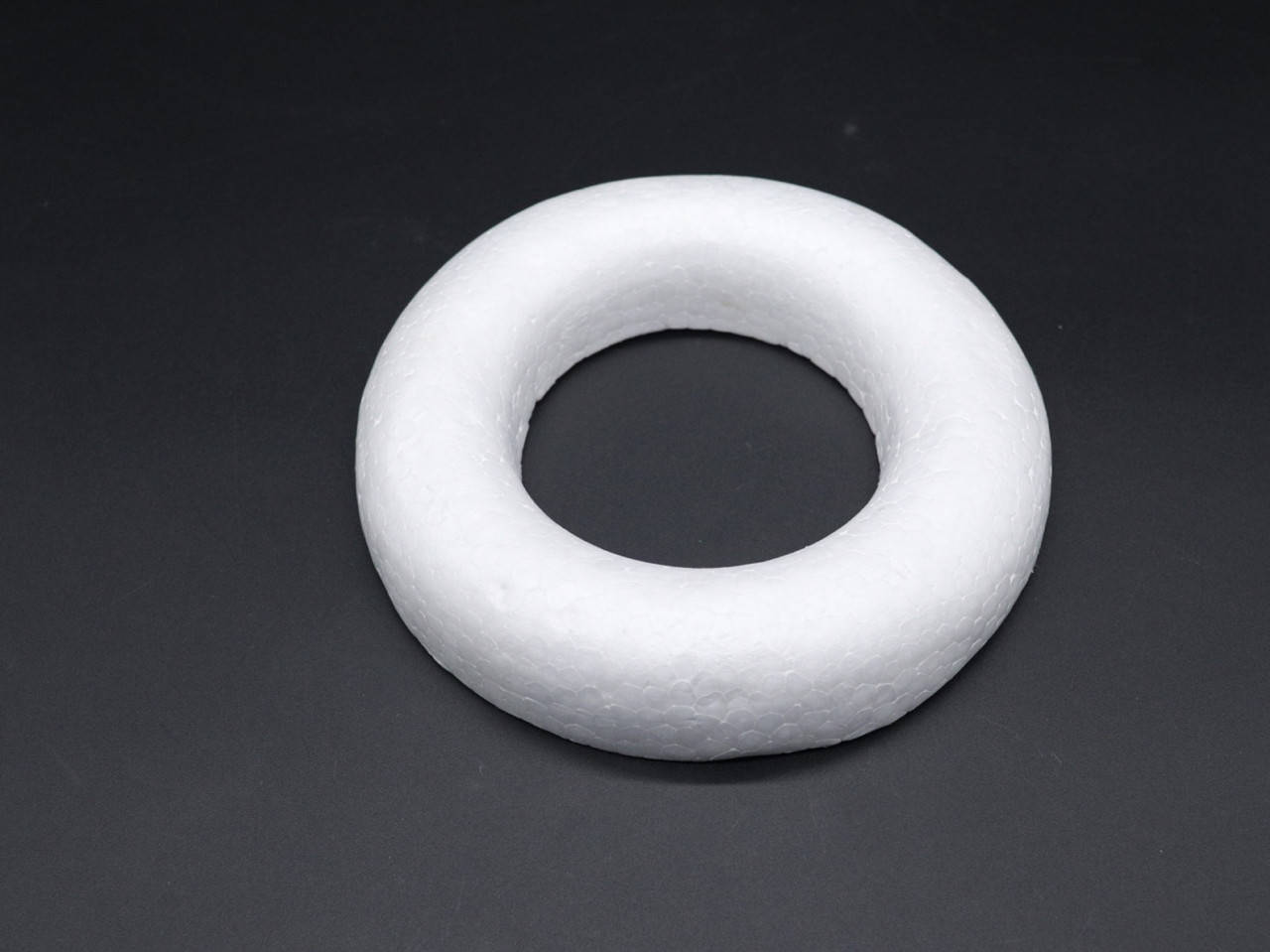 Заготовки из пенопласта. Круг 150мм.
Заготовки из пенопласта. Круг 150мм.