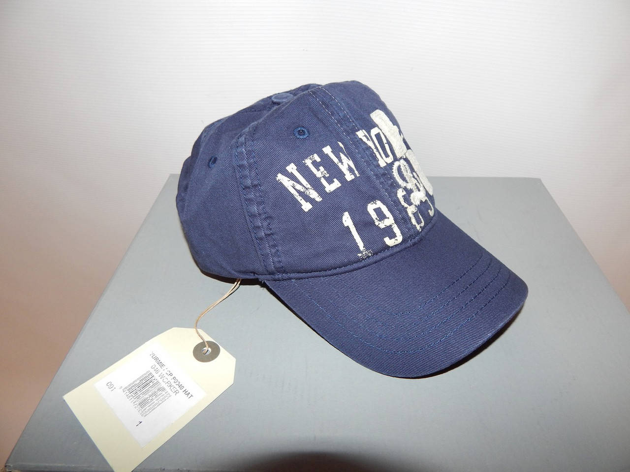 Мужская бейсболка Bellerose (New York 1989) сток р. 57 003MB (только в указанном размере, только 1 шт), Темно-синий
Мужская бейсболка Bellerose (New York 1989) сток р. 57 003MB (только в указанном размере, только 1 шт), Темно-синий