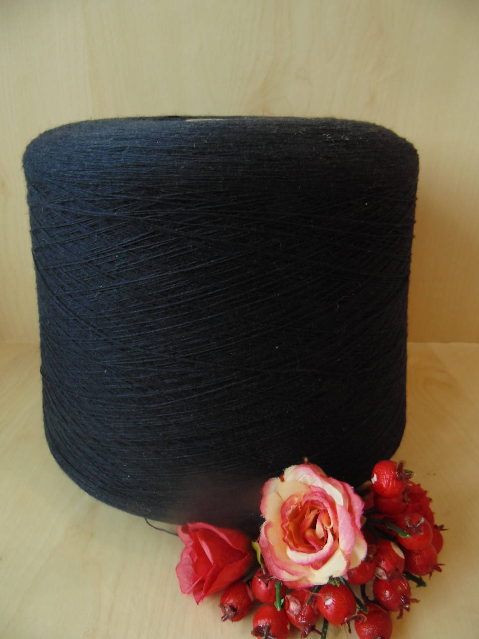 Пряжа с Кашемиром от New Mill art Baxter 5%WS 5%WA 25%WO ShetlandLambswool 40%VI 25%PA 1800м/100гр Черно-синий
Пряжа с Кашемиром от New Mill art Baxter 5%WS 5%WA 25%WO ShetlandLambswool 40%VI 25%PA 1800м/100гр Черно-синий