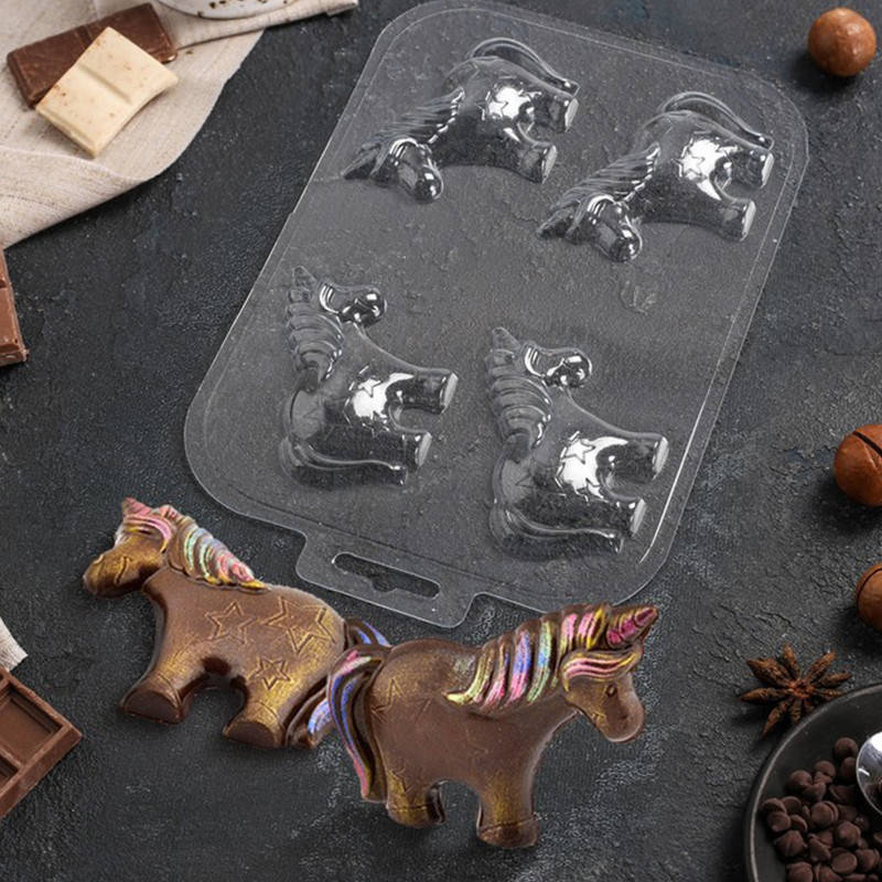 Форма пластиковая для шоколада Пони 3Д 
Форма пластиковая для шоколада Пони 3Д