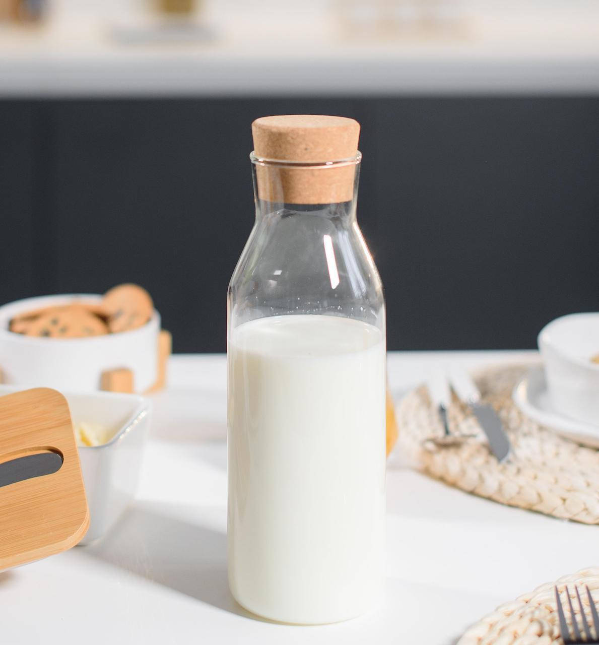 Графин MORO для води Прозорий 1000мл М-4046
Графин MORO для води Прозорий 1000мл М-4046