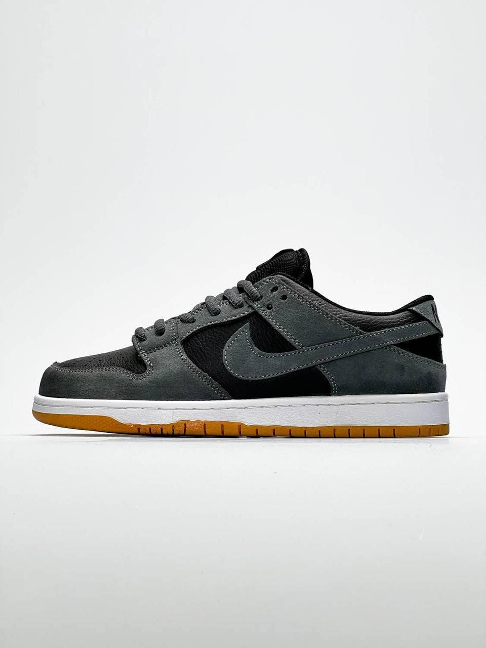 Мужские кроссовки Nike SB Dunk Low Pro D.Gray Black | Серые кожаные мужсккие кроссовки Найк, Серый
Мужские кроссовки Nike SB Dunk Low Pro D.Gray Black | Серые кожаные мужсккие кроссовки Найк, Серый
