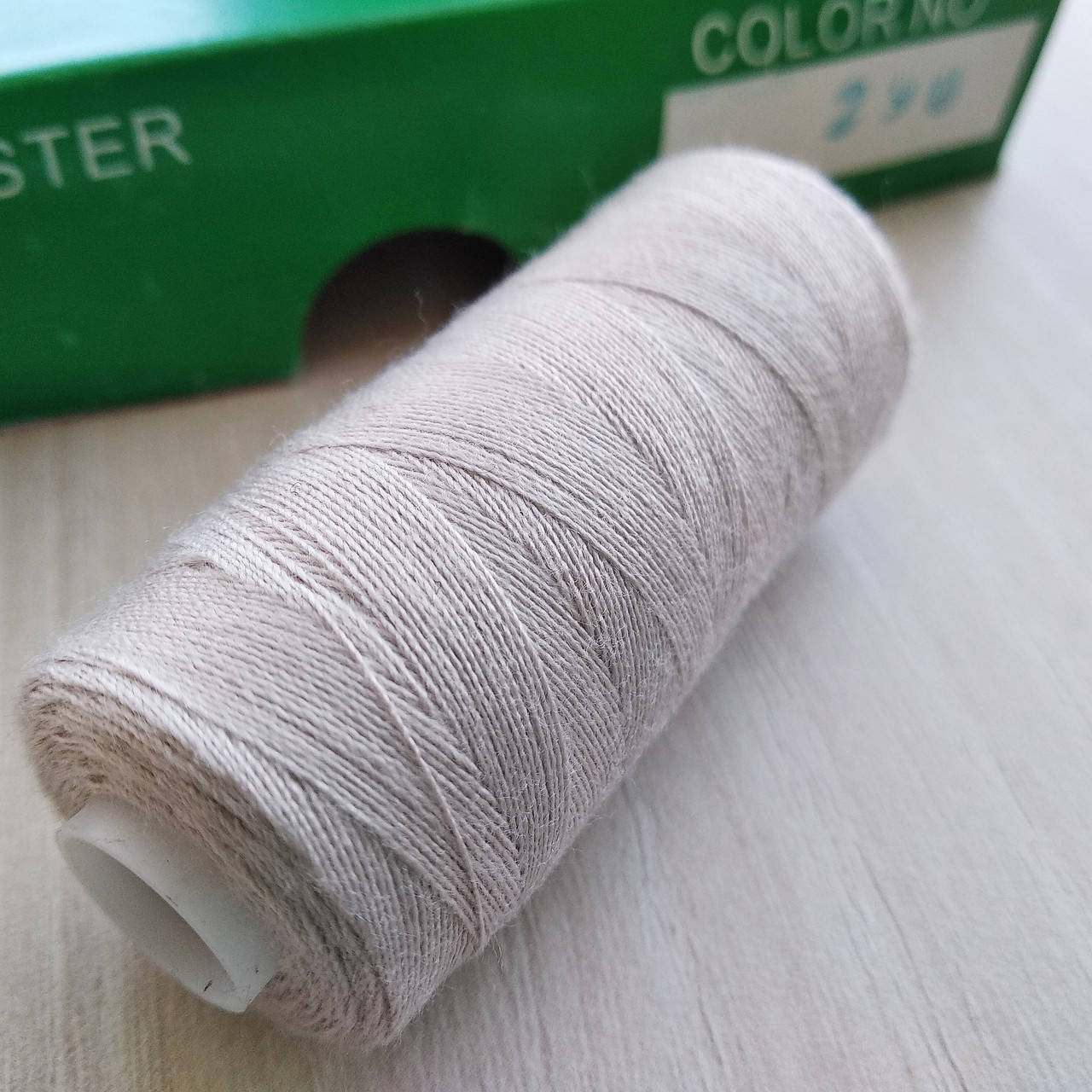 Нитки Peri №40 котушка 400 ярд, світло сіра (290), Светло-серый
Нитки Peri №40 котушка 400 ярд, світло сіра (290), Светло-серый