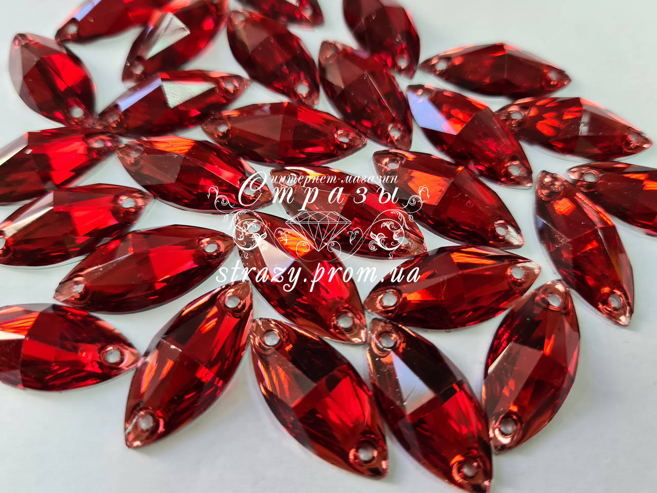 Стразы пришивные Маркиз 11х24мм. Акрил Siam
Стразы пришивные Маркиз 11х24мм. Акрил Siam