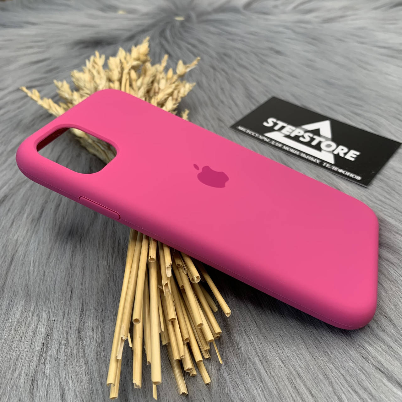 Чехол Silicone case Full 360 для iPhone 11 с закрытым низом силиконовый противоударный 14
Чехол Silicone case Full 360 для iPhone 11 с закрытым низом силиконовый противоударный 14