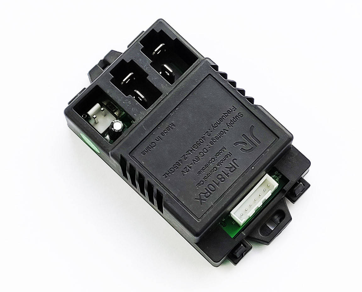 Блок управления детского электромобиля Bambi 7pin JR1810RX
Блок управления детского электромобиля Bambi 7pin JR1810RX