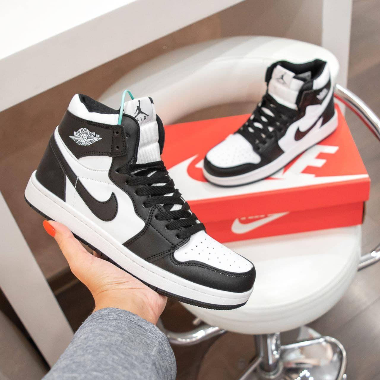 Мужские черные с белым кожаные кроссовки Nike Air Jordan модные кросовки для парня найк аир джордан, Черно-белый
Мужские черные с белым кожаные кроссовки Nike Air Jordan модные кросовки для парня найк аир джордан, Черно-белый