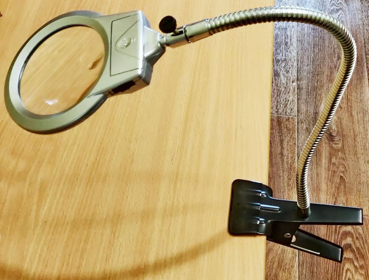 Лупа настольная на прищепке с LED подсветкой Magnifier 2x/5x 90мм MG15120-A
Лупа настольная на прищепке с LED подсветкой Magnifier 2x/5x 90мм MG15120-A
