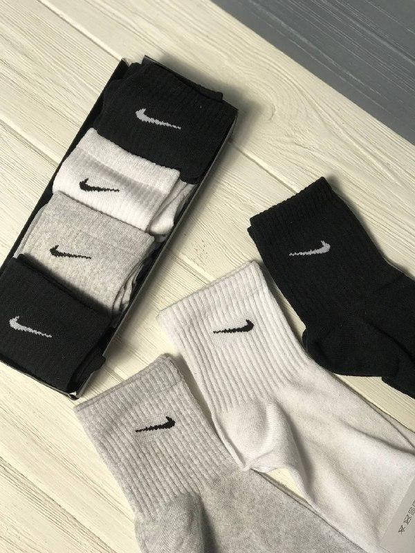 Преміум бокс набір 4 шт \ шкарпетки Nike \ шкарпетки найк \ подарунковий бокс з шкарпетками
Преміум бокс набір 4 шт \ шкарпетки Nike \ шкарпетки найк \ подарунковий бокс з шкарпетками